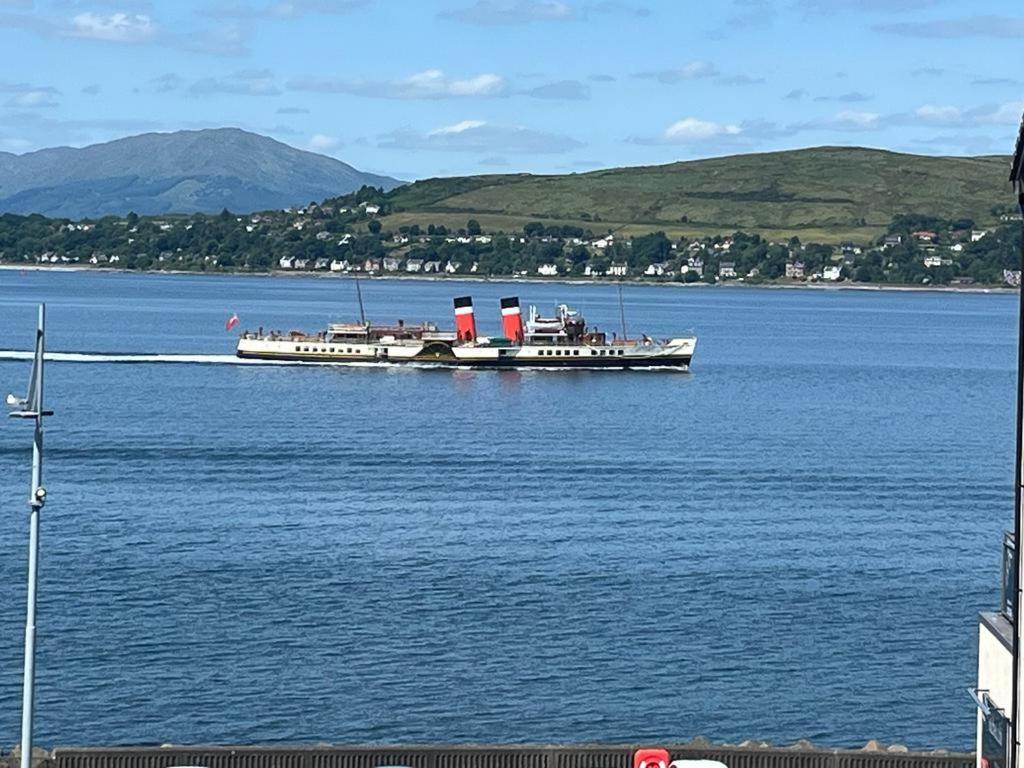 Crow'S Nest, Waverley Apartments Gourock Buitenkant foto